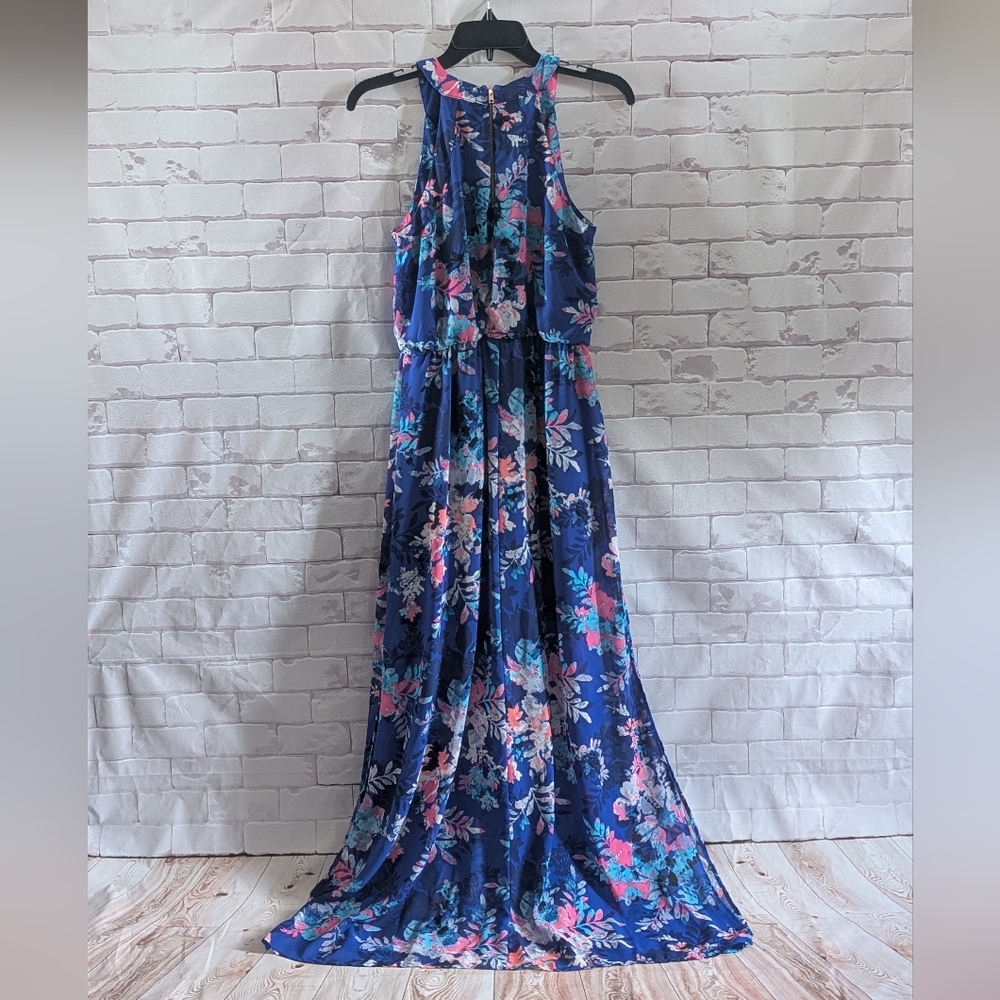 Floral Blue Maxi Dress - Picture 5 of 9